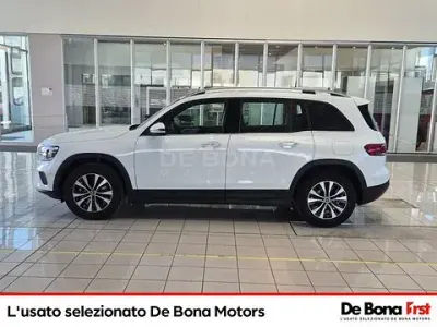Usata Mercedes GLB200 Business 150 CV (110 kW) 2022 Bianco SUV