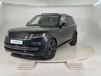 Usata Land Rover Range Rover HSE 249 CV (183 kW) 2023 Santorini black SUV