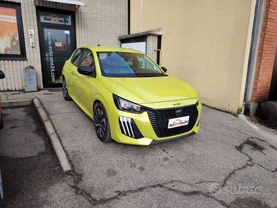 Usata Peugeot 208 Active 101 CV (74 kW) 2024 Giallo metallizzato Utilitaria
