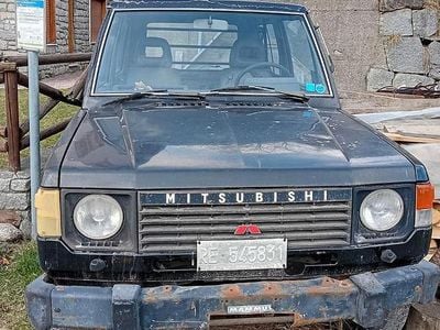 Usata Mitsubishi Pajero 1988 SUV