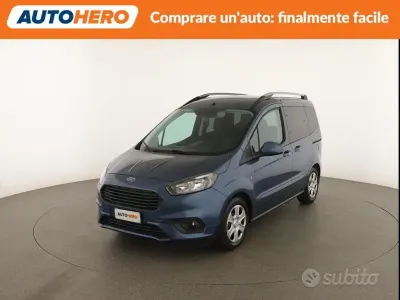 Usata Ford Tourneo Courier 101 CV (74 kW) 2019 Blu Monovolume
