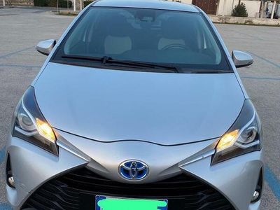 usata Toyota Yaris Hybrid 1.5i 16V cat 5 porte T Sport Blue