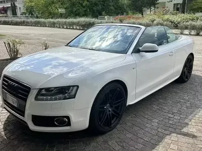 Usata Audi A5 Cabriolet S-Line 239 CV (175 kW) 2011 Bianco Cabrio