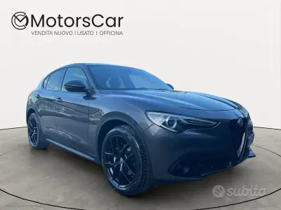 Usata Alfa Romeo Stelvio 190 CV (139 kW) 2021 Grigio SUV