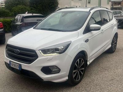 Usata Ford Kuga Business Edition 120 CV (88 kW) 2018 Bianco SUV