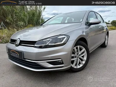 Usata VW Golf VIII Business 114 CV (83 kW) 2020 Grigio Berlina