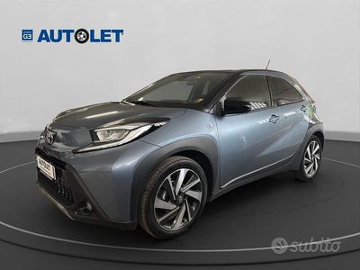 Usata Toyota Aygo X Lounge 72 CV (52 kW) 2025 Verde SUV