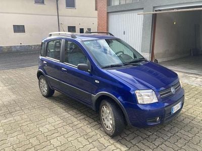Usata Fiat Panda 4x4 Climbing 60 CV (44 kW) 2007 Blu/azzurro Utilitaria
