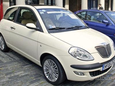 Usata Lancia Ypsilon 2003 Utilitaria