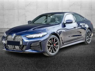 Usata BMW 420 Coupé M Sport 184 CV (135 kW) 2025 Blu/azzurro Coupé