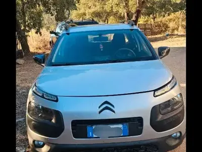 Usata Citroën C4 92 CV (67 kW) 2017 Grigio SUV