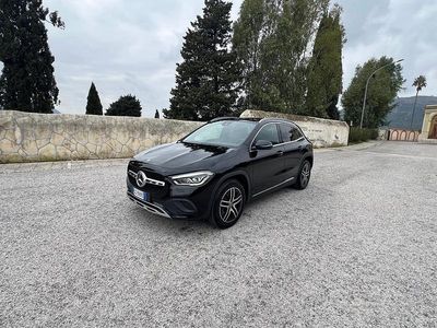 Usata Mercedes GLA200 163 CV (119 kW) 2021 Nero SUV