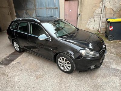 Usata VW Golf VI 105 CV (77 kW) 2011 Utilitaria