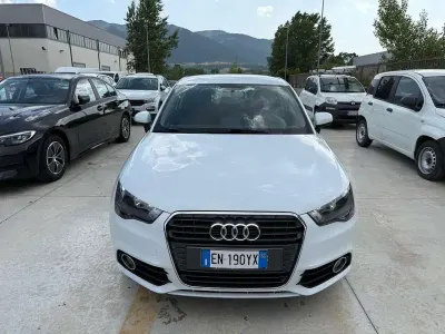 Käytetty Audi A1 90 HP (66 kW) 2012 Viistoperä