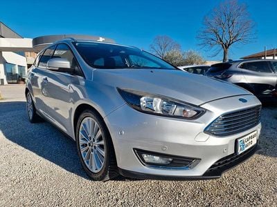 Usata Ford Focus Titanium 120 CV (88 kW) 2015 Argento Station wagon