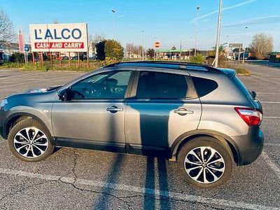 Usata Nissan Qashqai 110 CV (80 kW) 2012 Grigio SUV