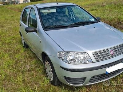 Usata Fiat Punto Classica 60 CV (44 kW) 2009 Grigio Utilitaria