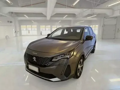 Usata Peugeot 3008 Allure 130 CV (95 kW) 2022 SUV