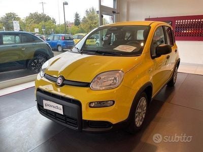 Occasion Fiat Panda 70 ch (51 kW) 2024 Jaune Citadine