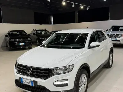Usata VW T-Roc Business 150 CV (110 kW) 2021 Bianco SUV