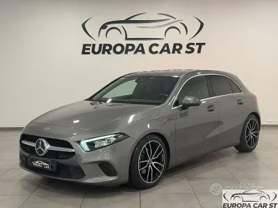 Usata Mercedes A180 116 CV (85 kW) 2022 Grigio Berlina