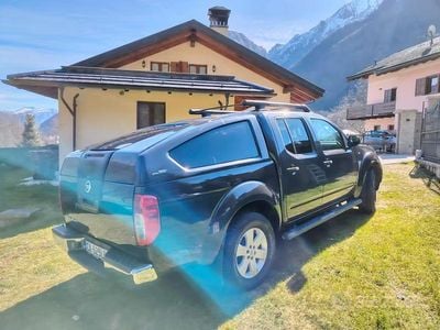 Begagnad Nissan Navara SE 171 HK (125 kW) 2006 Grå Pickup