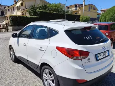 Usata Hyundai ix35 Style 115 CV (84 kW) 2012 Bianco SUV