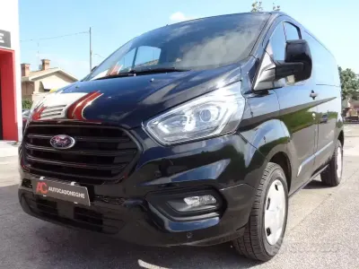 Usata Ford Transit Custom 131 CV (96 kW) 2022 Nero Monovolume