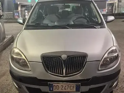 Usata Lancia Ypsilon 69 CV (50 kW) 2008 Utilitaria