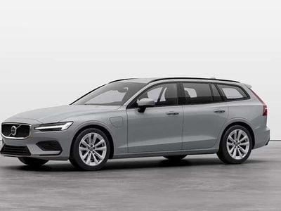 Uusi Volvo V60 Core 349 HP (256 kW) 2025 Harmaa Farmari