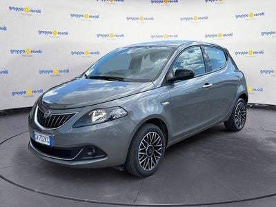 Grigio Usata 2024 Lancia Ypsilon Utilitaria | 12.800 € (Buon prezzo)