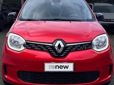 Usata Renault Twingo 22 kW (30 CV) 2023 Rosso Utilitaria