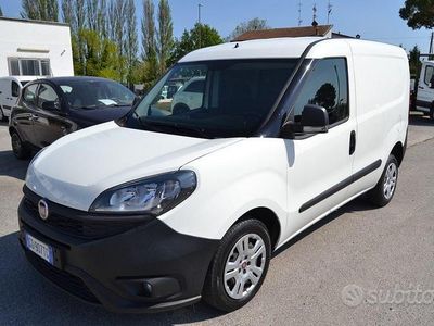 Usata Fiat Doblò 105 CV (77 kW) 2020 Bianco Monovolume