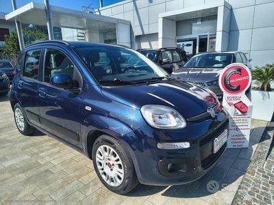 Usata Fiat Panda Lounge 69 CV (50 kW) 2014 Blu Utilitaria