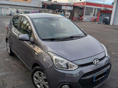 Usata Hyundai i10 67 CV (49 kW) 2016 Grigio Utilitaria