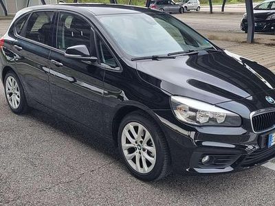 Usata BMW 216 Active Tourer Advantage 116 CV (85 kW) 2015 Nero Monovolume