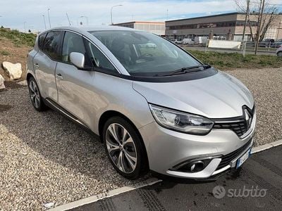 Usata Renault Scénic IV Bose Edition 110 CV (80 kW) 2017 Grigio Monovolume