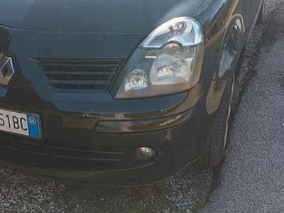 Usata Renault Modus 75 CV (55 kW) 2006 Nero Monovolume