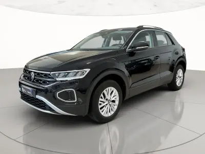 Usata VW T-Roc Life 150 CV (110 kW) 2025 Deep black perlato SUV