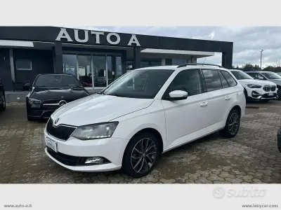 Begagnad Skoda Fabia Ambition 75 HK (55 kW) 2018 Vit Kombi