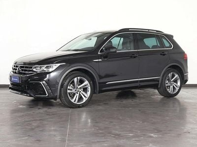 Usata VW Tiguan R-line 150 CV (110 kW) 2021 Deep black SUV