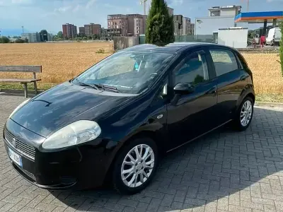 Usata Fiat Punto Dynamic 65 CV (47 kW) 2008 Utilitaria