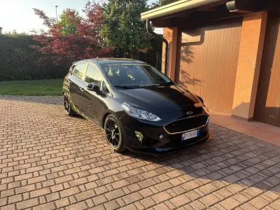 Usata Ford Fiesta Titanium 86 CV (63 kW) 2020 Utilitaria