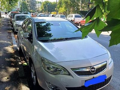 Usata Opel Astra 90 CV (66 kW) 2010 Grigio Monovolume