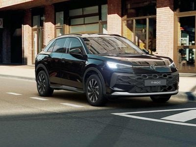 Nuova VW T-Roc Life 150 CV (110 kW) 2026 Grenadill black metallizzato SUV