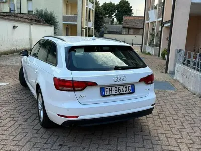 Usata Audi A4 150 CV (110 kW) 2017 Bianco Station wagon