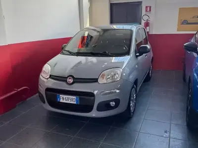 Occasion Fiat Panda Easy 69 ch (50 kW) 2018 Gris Citadine