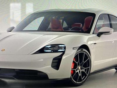 Usata Porsche Taycan GTS Sport Turismo 366 kW (498 CV) 2023 Grigio Berlina