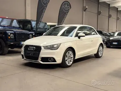Usata Audi A1 Ambition 86 CV (63 kW) 2011 Bianco pastello Utilitaria