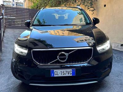 usata Volvo XC40 Momentum plus